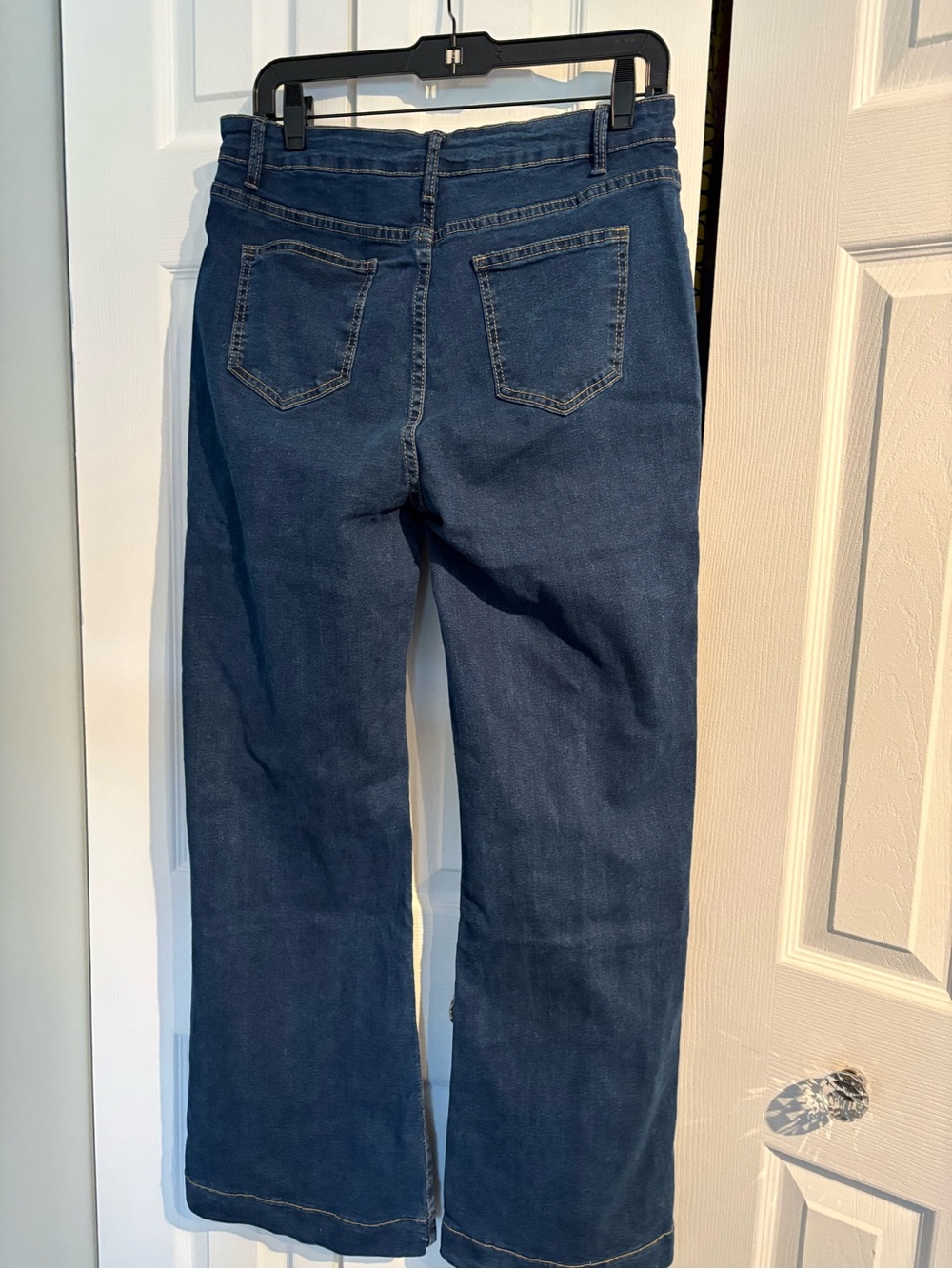 SHEIN Dark Blue Boot Cut Jeans with Front Patch Pockets - Picture 2 of 2